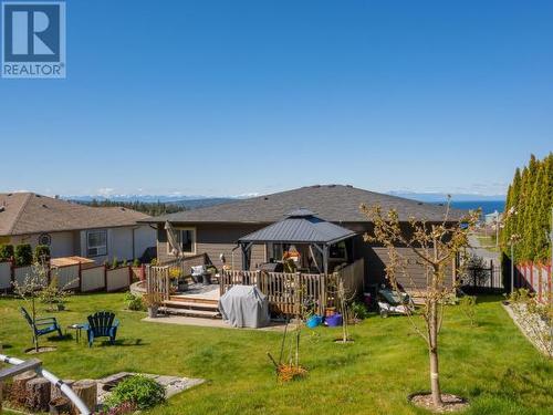 3806 Trail Place, Powell River, BC - Outdoor With Deck Patio Veranda