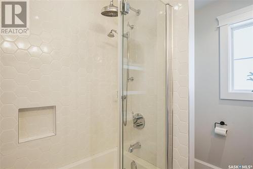 1309 15Th Street E, Saskatoon, SK - Indoor Photo Showing Bathroom