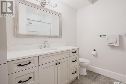 1309 15Th Street E, Saskatoon, SK - Indoor Photo Showing Bathroom
