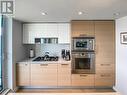 1101 1499 W Pender Street, Vancouver, BC  - Indoor Photo Showing Kitchen 