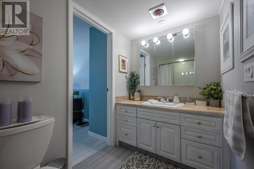 22 Abbott Street Unit# 104, Penticton, BC - Indoor Photo Showing Bathroom
