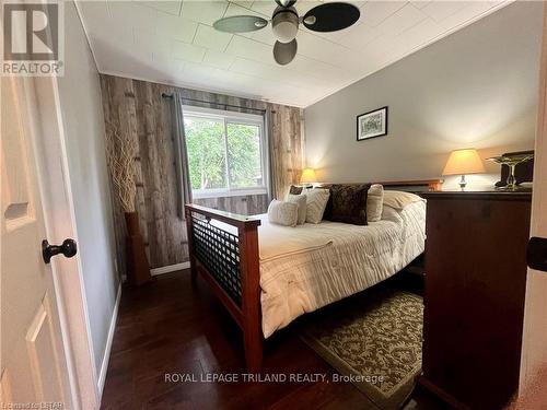 179 Warner Bay Road, Northern Bruce Peninsula, ON - Indoor Photo Showing Bedroom