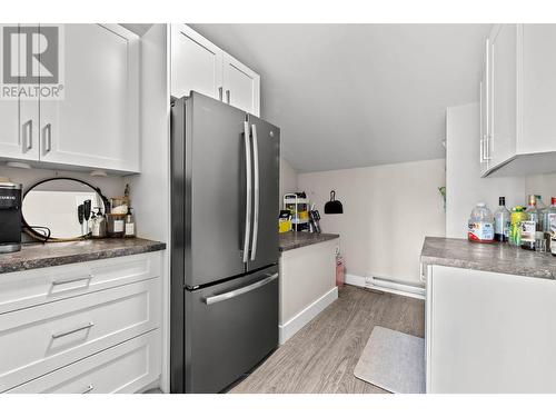 366 Staines Rd, Barriere, BC - Indoor Photo Showing Kitchen