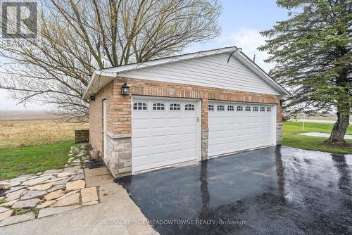 13088 Heritage Rd, Caledon, ON - Outdoor