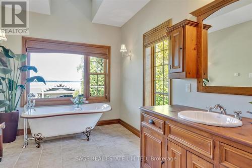 61 County Road 8, Kawartha Lakes, ON - Indoor Photo Showing Bathroom