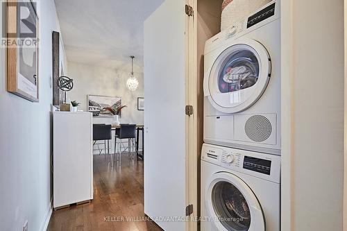 #2105 -88 Park Lawn Rd, Toronto, ON - Indoor Photo Showing Laundry Room
