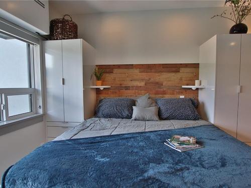 414-2555 Lakeshore Road, Vernon, BC - Indoor Photo Showing Bedroom