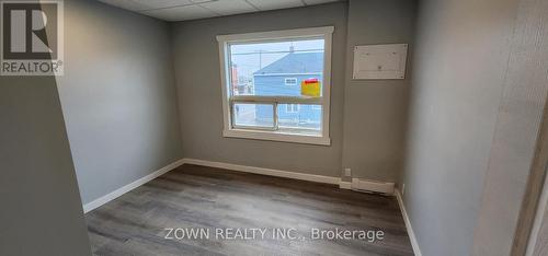 242-244 248 Cedar St S, Timmins, ON - Indoor Photo Showing Other Room