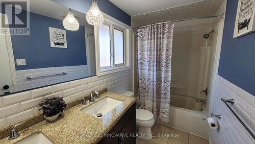568 Canewood Crescent, Waterloo, ON - Indoor Photo Showing Bathroom