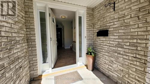 568 Canewood Cres, Waterloo, ON - Outdoor