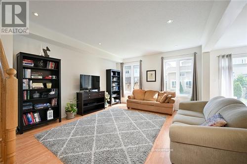 109 Barlow Place, Brant, ON - Indoor Photo Showing Living Room