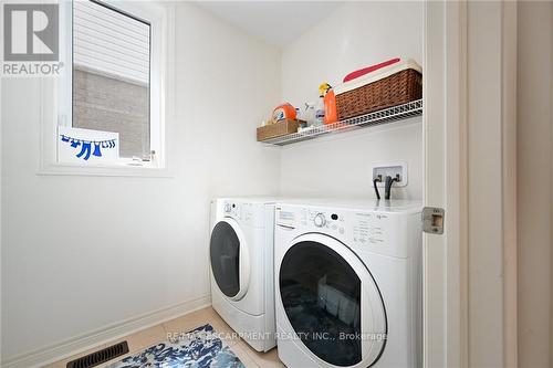 109 Barlow Place, Brant, ON - Indoor Photo Showing Laundry Room