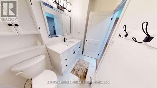 4544 Dufferin Ave W, Lincoln, ON - Indoor Photo Showing Bathroom