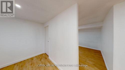 4544 Dufferin Ave W, Lincoln, ON - Indoor Photo Showing Other Room
