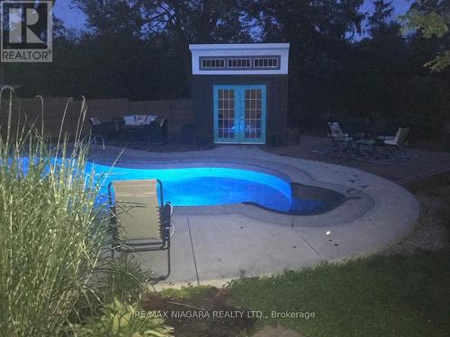 1373 Orchard Ave, Fort Erie, ON - Outdoor With In Ground Pool