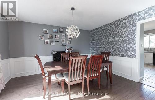 168 Albion Falls Blvd, Hamilton, ON - Indoor Photo Showing Dining Room