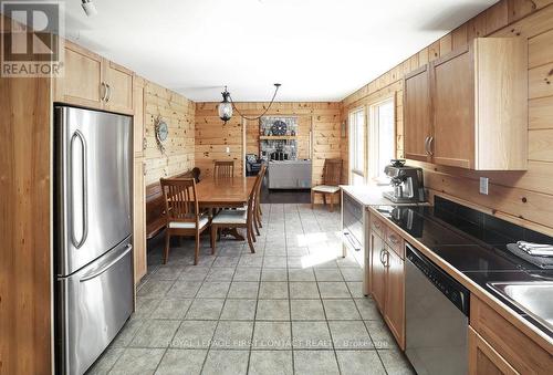 1367 Lauzon Village Road, The North Shore, ON - Indoor Photo Showing Kitchen
