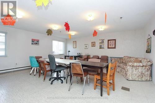 #204 -131 Taunton Rd E, Oshawa, ON - Indoor Photo Showing Dining Room