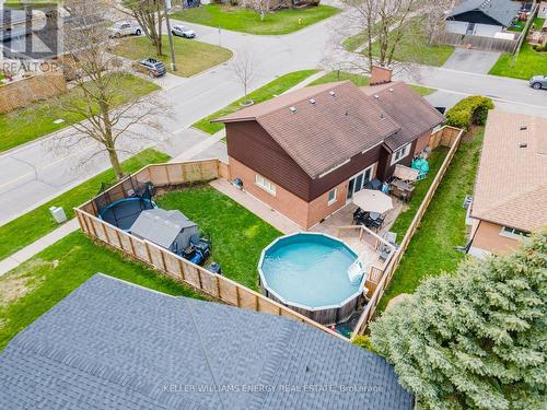 996 Regent Dr, Oshawa, ON - Outdoor With Above Ground Pool