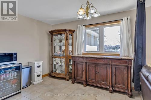 #207 -878 Armour Rd, Peterborough, ON - Indoor