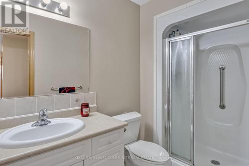 #207 -878 Armour Rd, Peterborough, ON - Indoor Photo Showing Bathroom