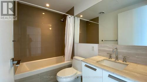 4602 - 50 Charles Street E, Toronto, ON - Indoor Photo Showing Bathroom
