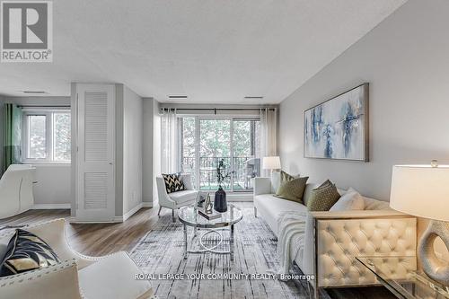 #222 -4005 Don Mills Rd, Toronto, ON - Indoor Photo Showing Living Room