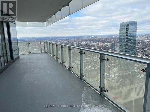 5509 - 1 Bloor Street E, Toronto, ON - Outdoor With Balcony With View With Exterior