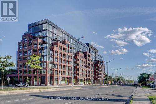 Th 102 - 2799 Kingston Road, Toronto, ON - Outdoor With Facade