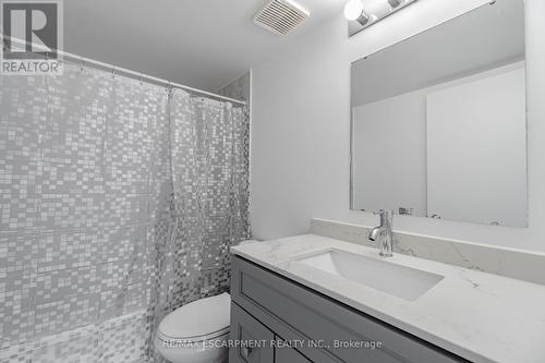512 - 4185 Shipp Drive, Mississauga, ON - Indoor Photo Showing Bathroom