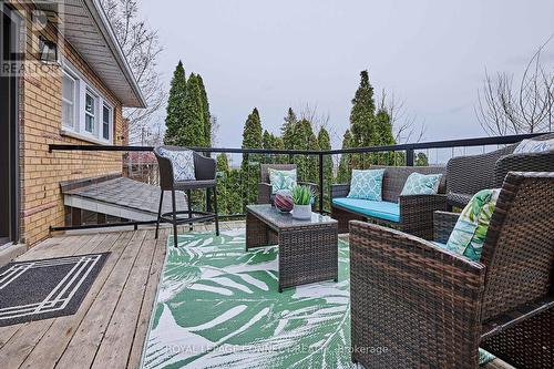 139 Grandview St S, Oshawa, ON - Outdoor With Deck Patio Veranda With Exterior