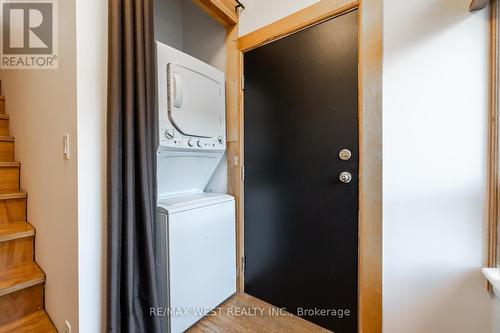 2185 Dundas St W, Toronto, ON - Indoor Photo Showing Laundry Room