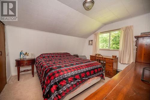 419 Devlin Lane, Laurentian Hills, ON - Indoor Photo Showing Bedroom