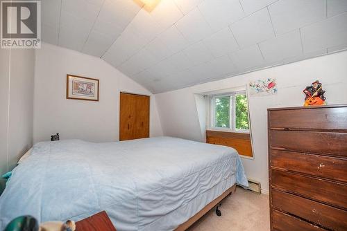 419 Devlin Lane, Laurentian Hills, ON - Indoor Photo Showing Bedroom