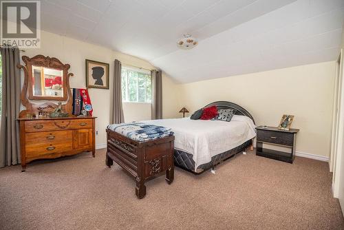 419 Devlin Lane, Laurentian Hills, ON - Indoor Photo Showing Bedroom