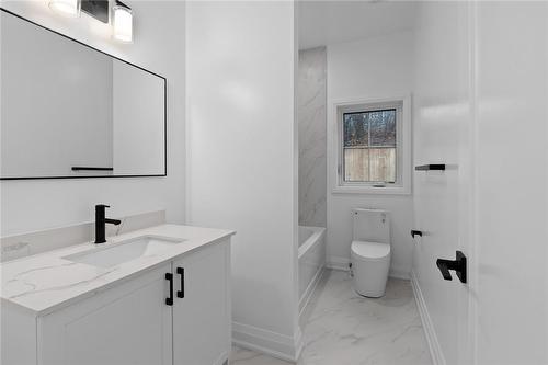 9 Santa Barbara Lane, Georgetown, ON - Indoor Photo Showing Bathroom