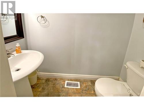 4 Wolfgang Drive, Nepean, ON - Indoor Photo Showing Bathroom
