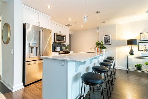 181 James Street N|Unit #509, Hamilton, ON - Indoor Photo Showing Kitchen With Upgraded Kitchen