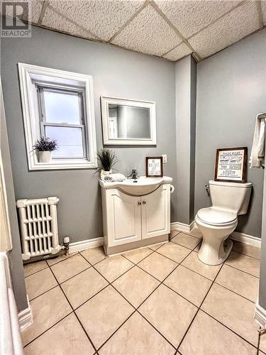 76 Kathleen Street, Sudbury, ON - Indoor Photo Showing Bathroom