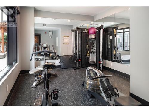 529 Truswell Road Unit# 501, Kelowna, BC - Indoor Photo Showing Gym Room