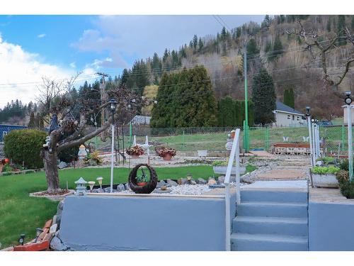 224 Currie Street, Warfield, BC - Outdoor With View