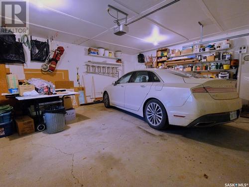 107 Jubilee Crescent, Rosetown, SK - Indoor Photo Showing Garage