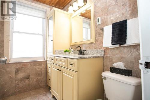 99 Pine St # 509, Sault Ste. Marie, ON - Indoor Photo Showing Bathroom