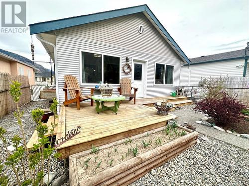 521 10Th Avenue Unit# 1, Keremeos, BC - Outdoor With Deck Patio Veranda With Exterior