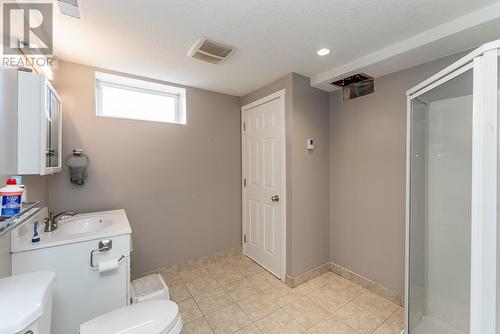 229 Dupre Avenue, Prince George, BC - Indoor Photo Showing Bathroom