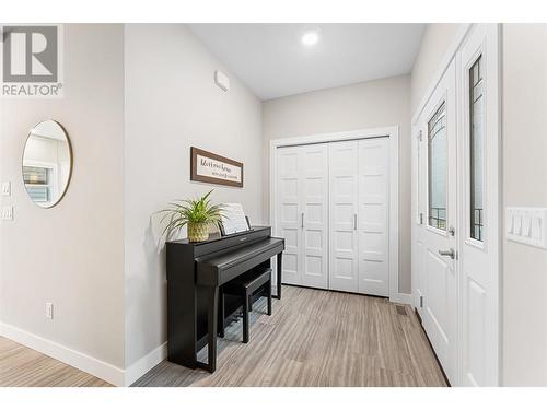 3397 Ironwood Drive, West Kelowna, BC - Indoor Photo Showing Other Room