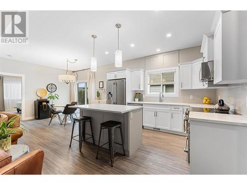 3397 Ironwood Drive, West Kelowna, BC - Indoor Photo Showing Kitchen With Upgraded Kitchen