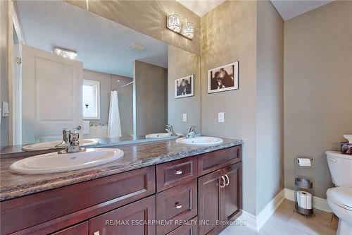 56 Calista Drive, Welland, ON - Indoor Photo Showing Bathroom