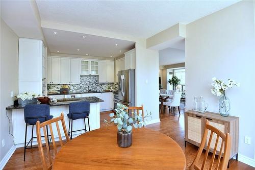 2511 Lakeshore Road W|Unit #505, Oakville, ON - Indoor Photo Showing Dining Room