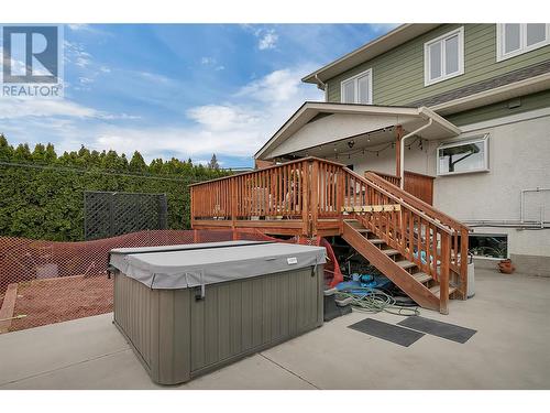 785 Birch Avenue, Kelowna, BC - Outdoor With Exterior